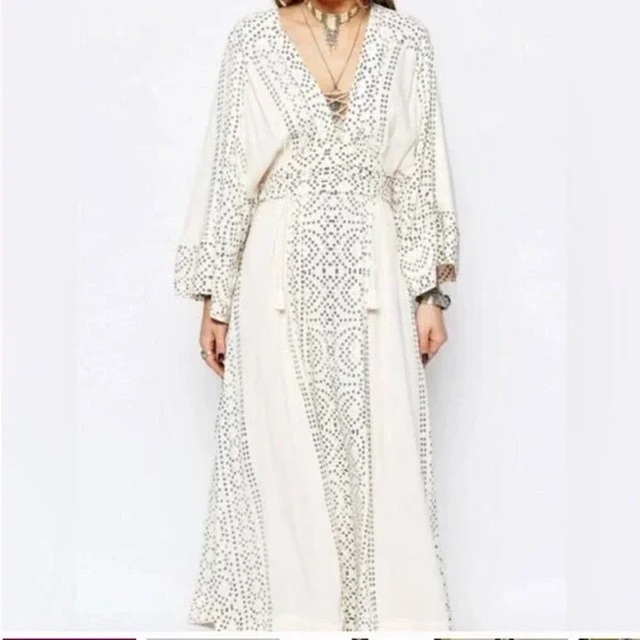 Free People White Boho Lace Up Maxi Modern Kimono Dress Size 0 - Picture 1 of 7